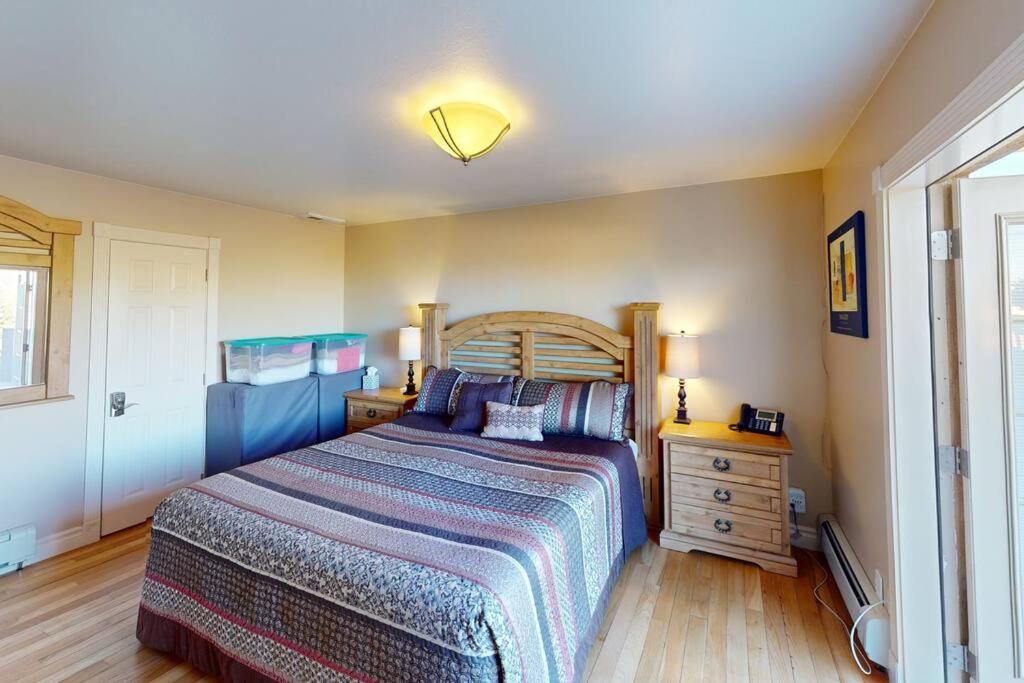 Tacit Shadow Resort Shangri-La King Suite, Gym, Coffee Bar, Hot-Tub, Free Laundry, Food Available 파로완 외부 사진